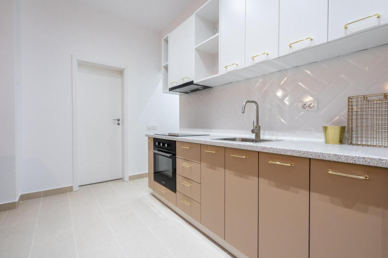 Fabulous Apartament With View In Calea Victoriei Bucarest Extérieur photo